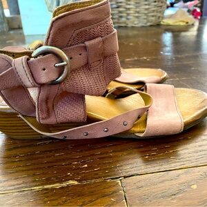 Miz Mooz Farley sandals, 38 barely worn!